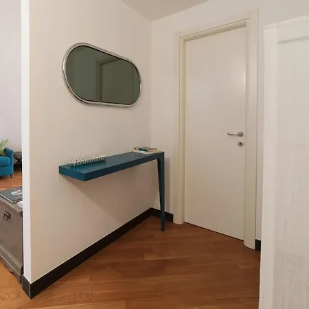 Apartment Cinque Lampadi Loft