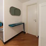 Apartment 5 Lampadi Loft