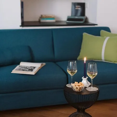Cinque Lampadi Loft Appartement *