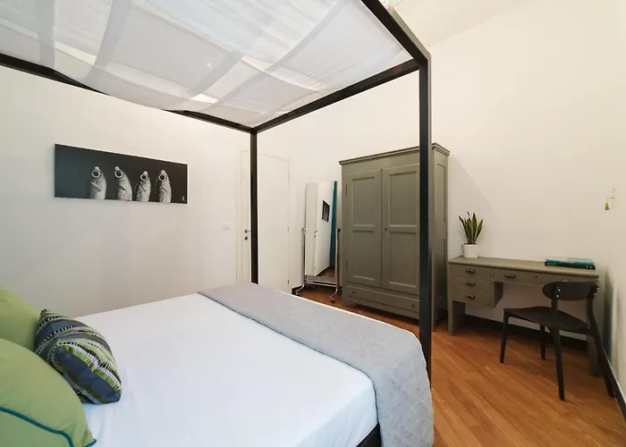 5 Lampadi Loft شقة جنوة