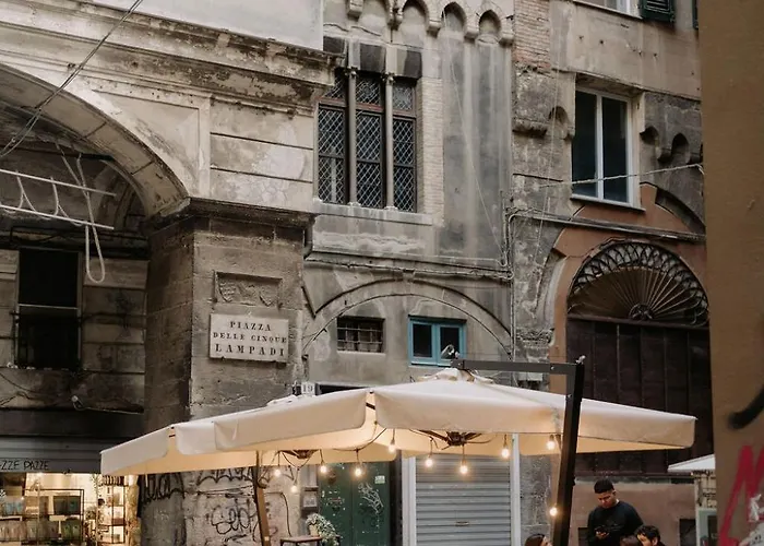 5 Lampadi Loft * جنوة